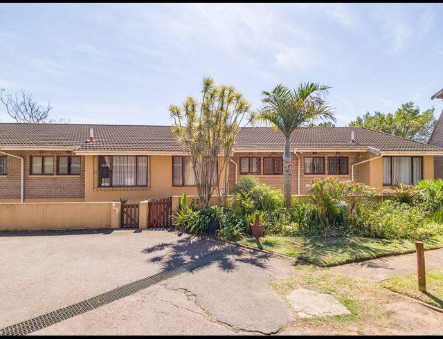 3 BEDROOM DUPLEX FOR SALE IN THE WOLDS